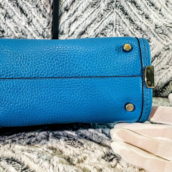 EUC - COACH AZURE SWAGGER 21 CARRYALL IN PEBBLE LEATHER (F37444) - Picture 8 of 9